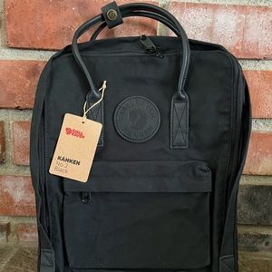 Fjallraven Kanken No.2 Black backpack